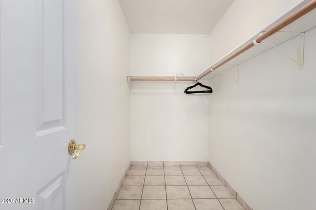 Building Photo - 8812 W Pinnacle Peak Rd