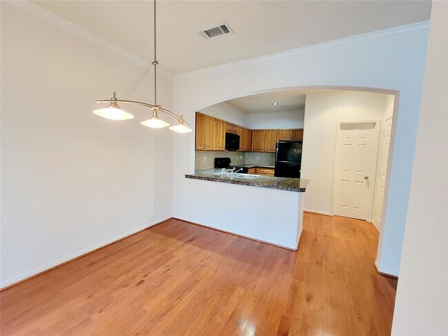 Building Photo - 12707 Boheme Dr