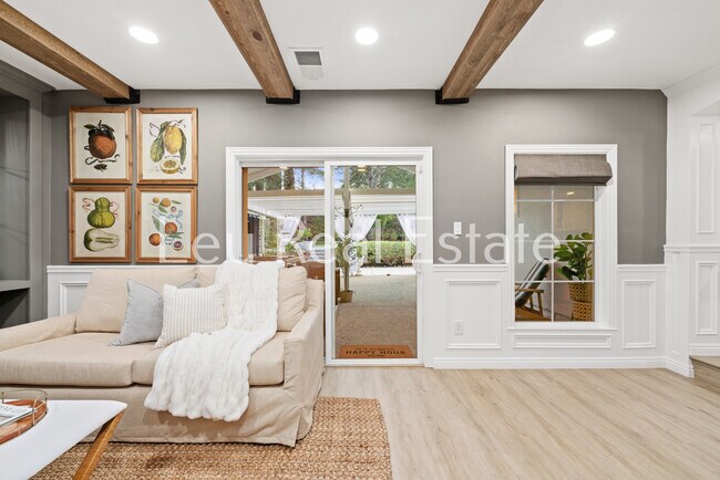 Building Photo - 3777 De Sabla Rd