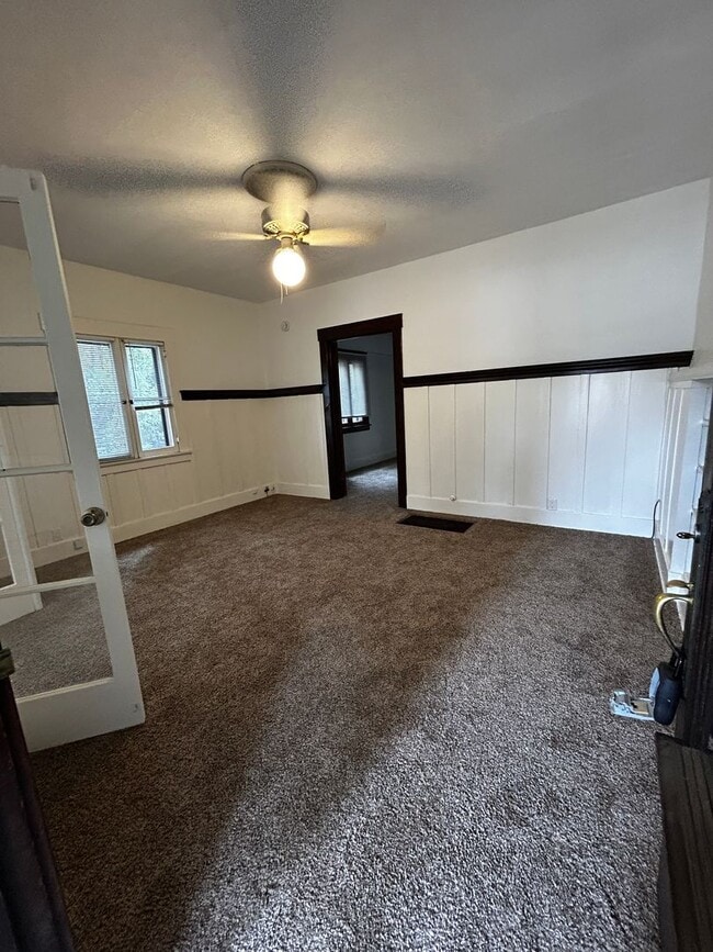 Building Photo - mp2726FifthSt