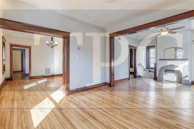 Building Photo - 2704 Park Ave