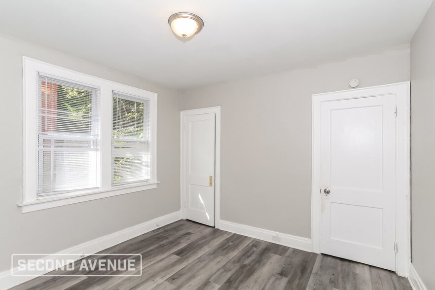 Building Photo - 2632 Queen City Ave