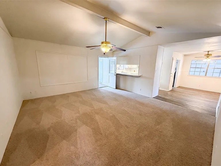 Building Photo - 910 Luella Ave