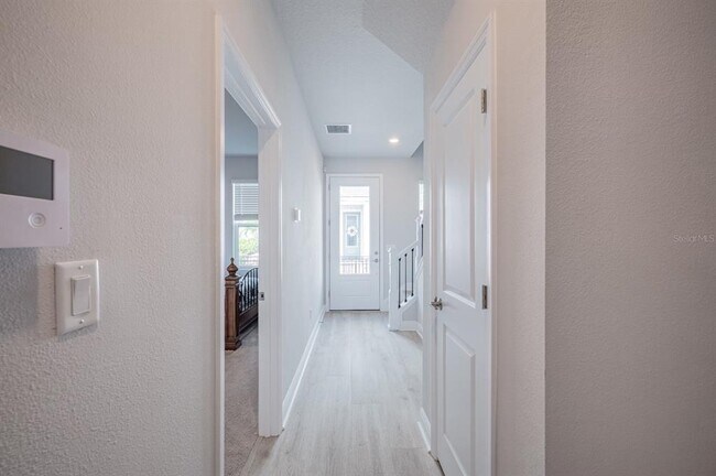 Building Photo - 2400 Ezzell Ct