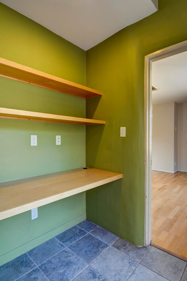 Building Photo - 3521 Smith Ave SE