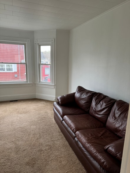 Building Photo - 4XX Leggett St