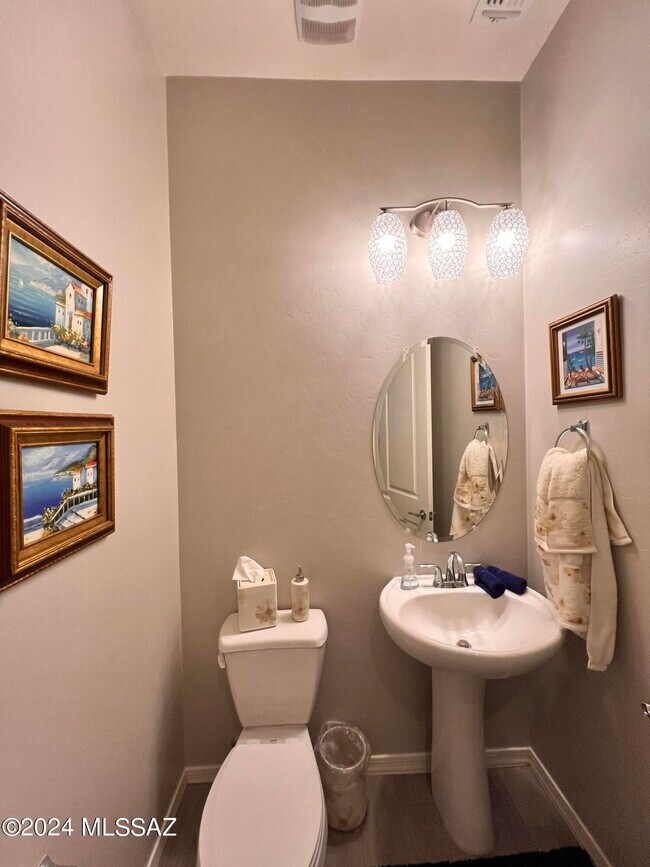 Building Photo - 13289 N Rainbow Cactus Ct