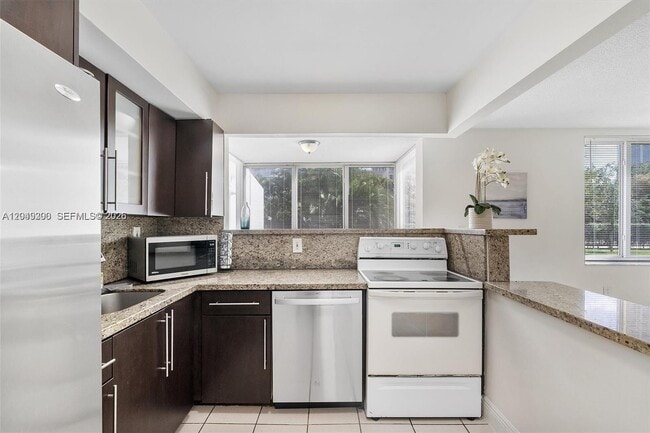 Building Photo - 250 180th Dr