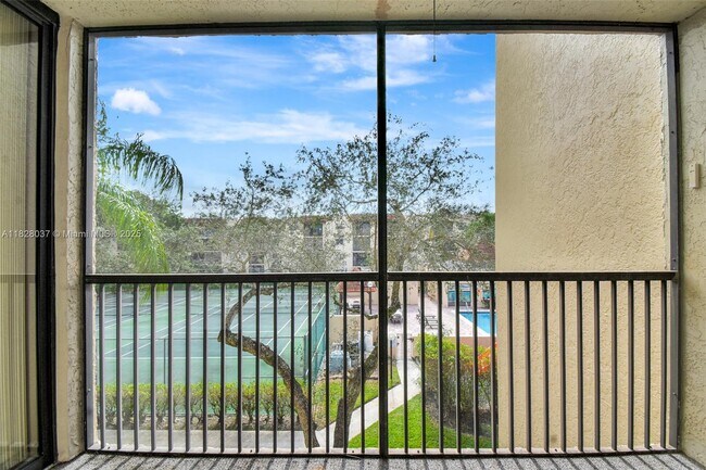 Building Photo - 10501 W Broward Blvd