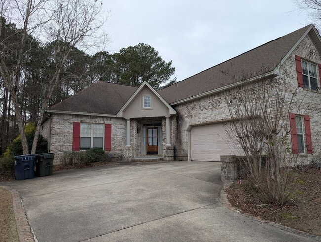 Building Photo - 461 Belmonte Dr