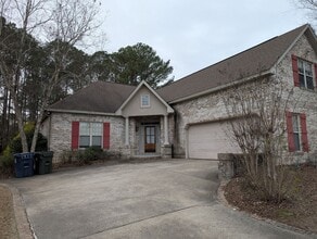 Building Photo - 461 Belmonte Dr