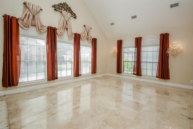 Building Photo - 17407 Widmore Pl