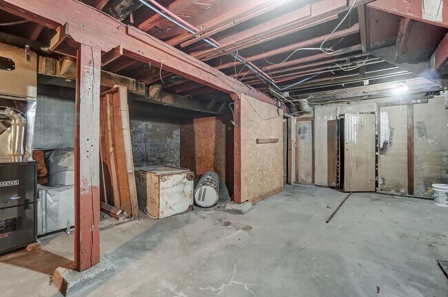 Building Photo - Three Bedroom Home for Lease in Dayton!