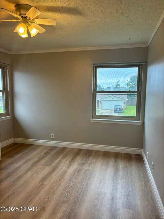 Building Photo - 1520 Belmont Blvd