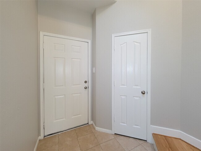 Building Photo - 17146 Amarose Dr