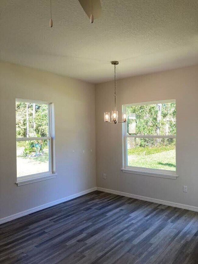 Building Photo - Newly Built Duplex in Beautiful Pine Lakes