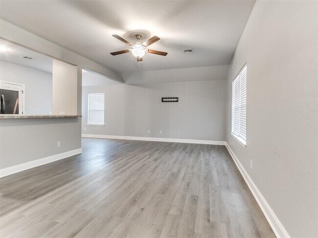 Building Photo - 11104 NW 99th St