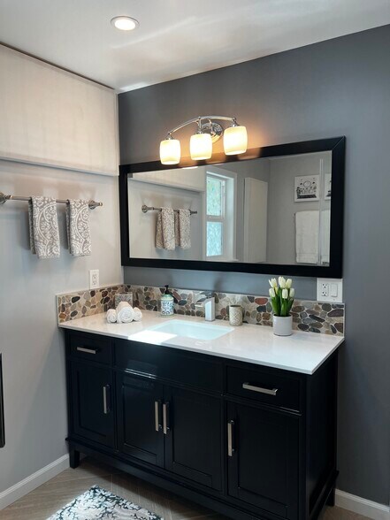 Bathroom - 207 Avenue C