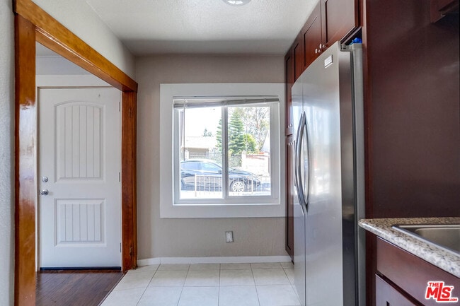 Building Photo - 3046 Chadwick Dr