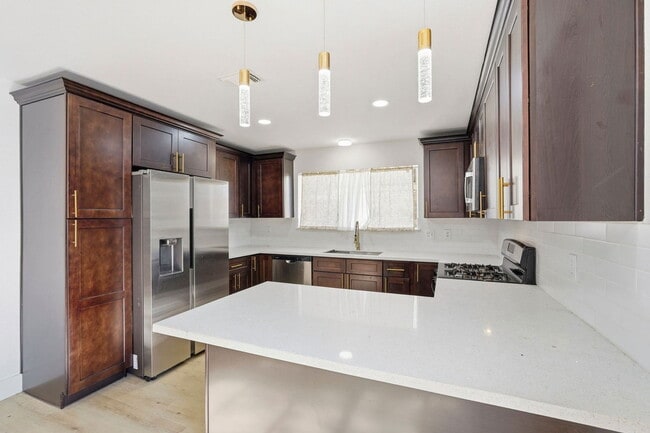 Building Photo - 11011 Almond Grove