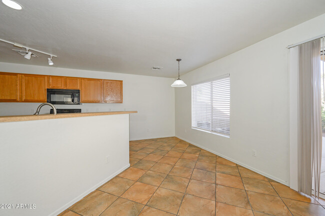 Building Photo - 961 S 223rd Dr