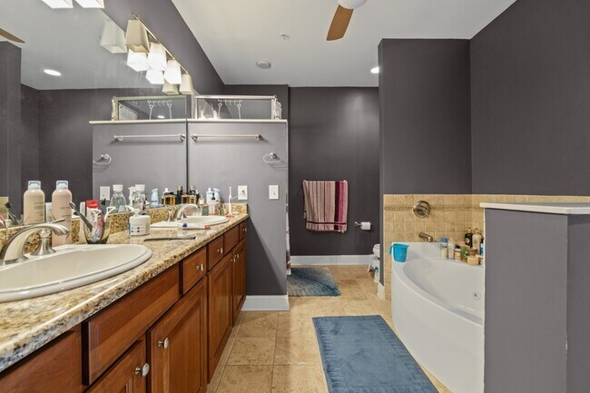 Building Photo - 20 Ave at Port Imperial