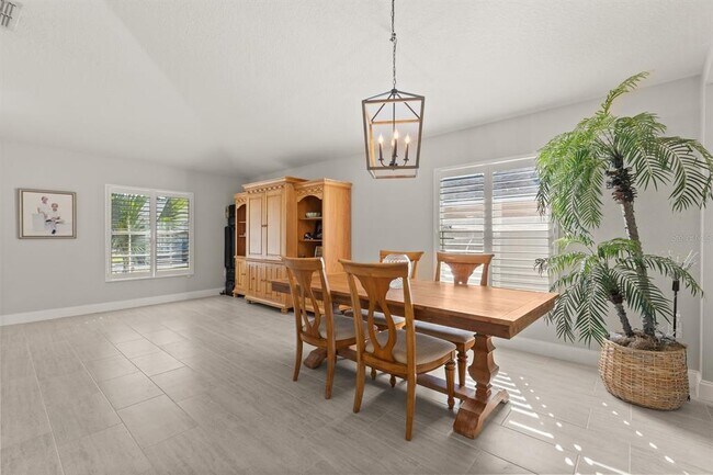 Building Photo - 3050 Mandolin Dr