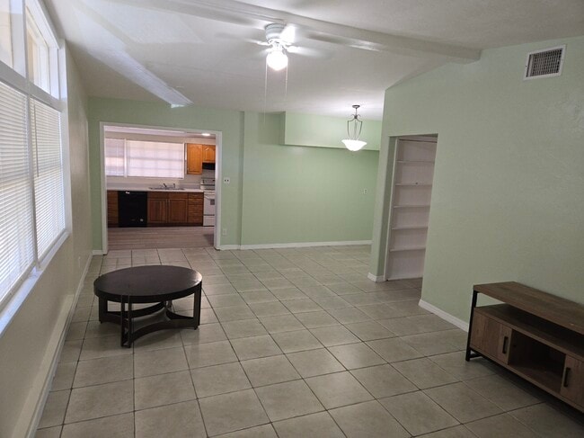 Building Photo - 3711 Roxane Blvd