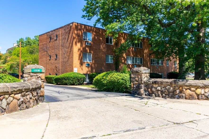 Interior Photo - Shady Cove Apartments