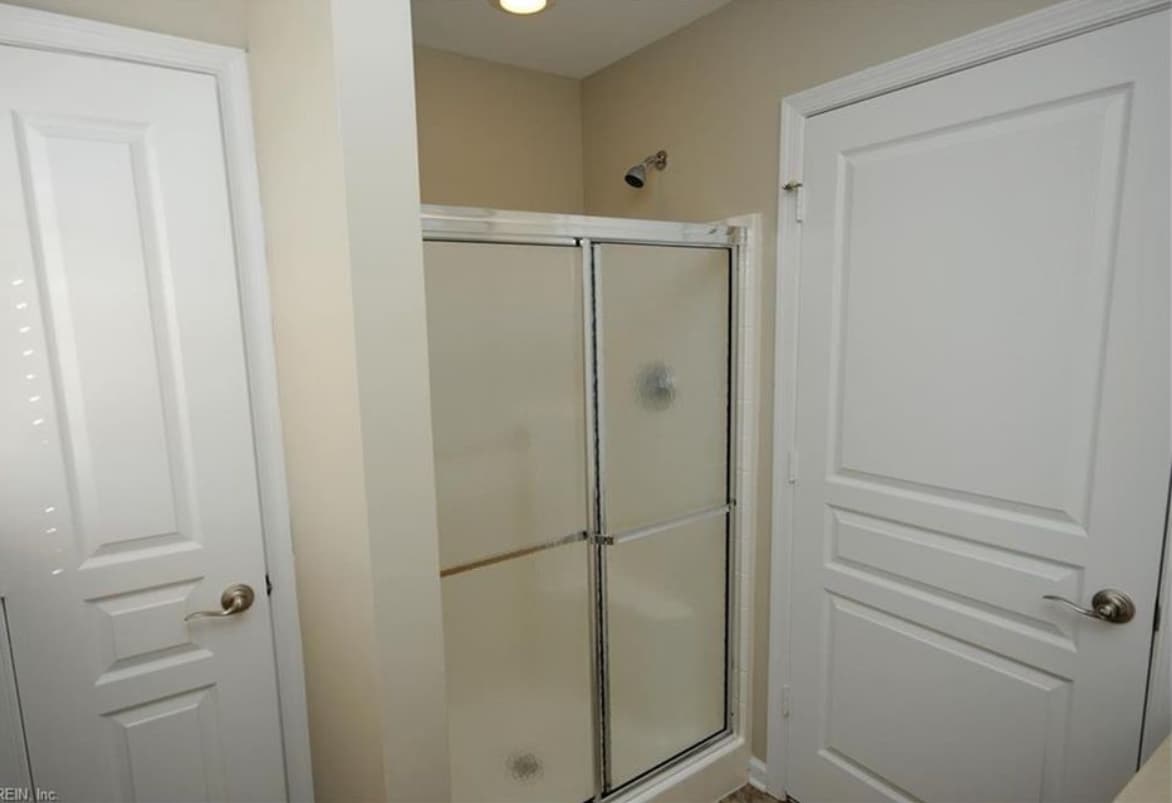 Building Photo - 5320 Hayton Way