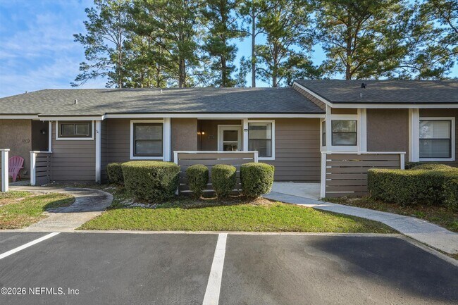 Building Photo - 8329 Derbyshire Pl