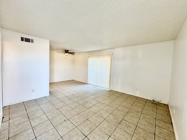 Building Photo - Spacious 2-Bed, 2-Bath Townhome for Rent w...