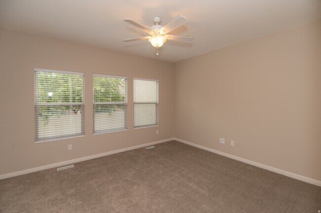 Building Photo - 3422 W Mount Cortina Way