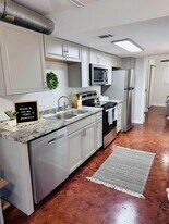 Building Photo - University Lofts, LLC