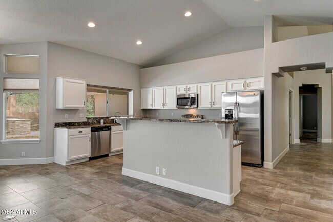 Building Photo - 4418 E Barwick Dr