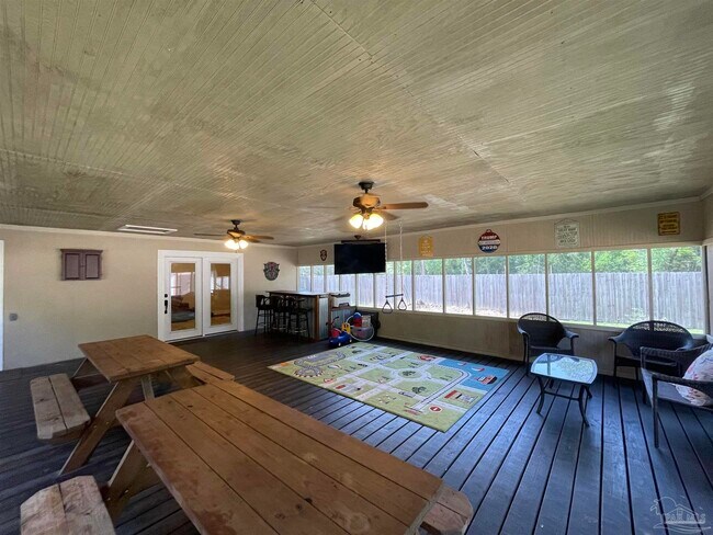 Building Photo - 4528 River Ranch Rd