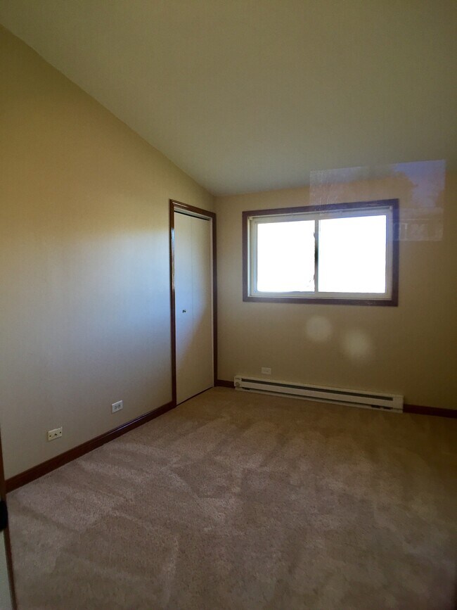 Bedroom 3 - 1402 Altamont St