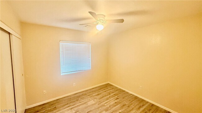 Building Photo - 6044 Salsbury Cove Dr