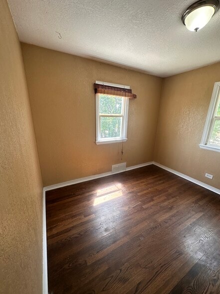 Bedroom 2 - 814 Julian St