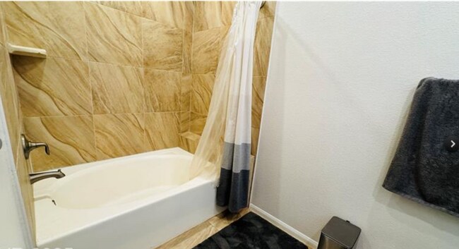 Building Photo - 5155 W Tropicana Ave