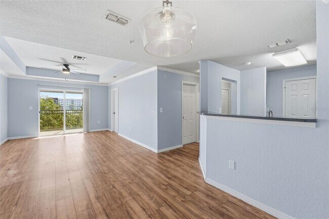 Building Photo - 3702 Palm Desert Ln