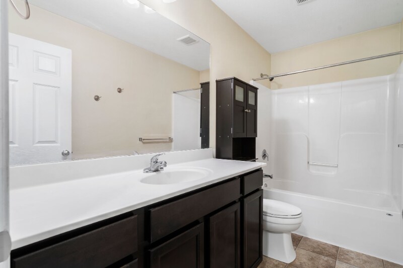 Building Photo - 1243 Terrace Dr