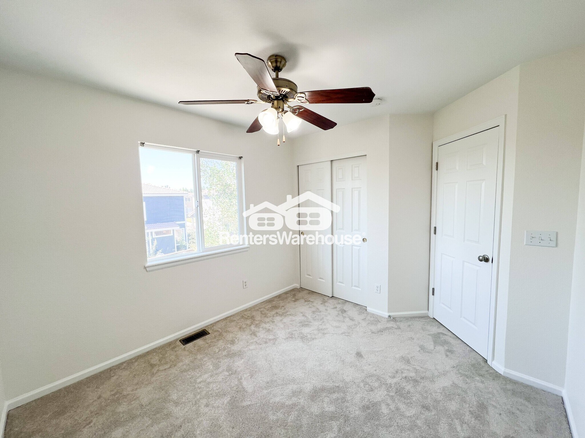 Building Photo - 4504 E Lyndenwood Cir