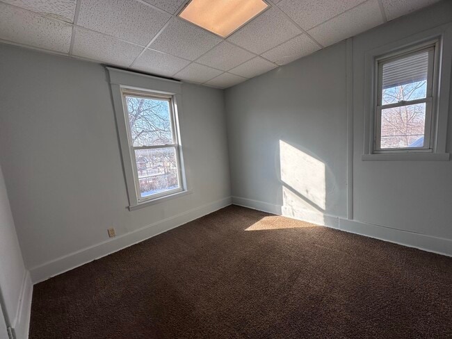 Building Photo - 1112-D Gilbert-