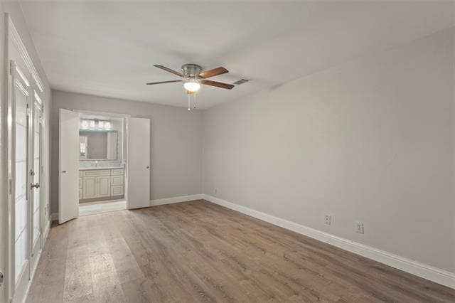 Building Photo - 2026 Towngate Dr