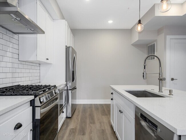 Building Photo - 261 Washington Blvd