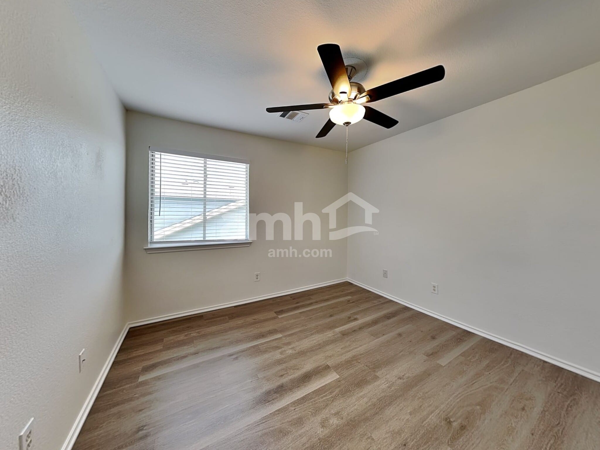 Building Photo - 13801 Briarcreek Loop