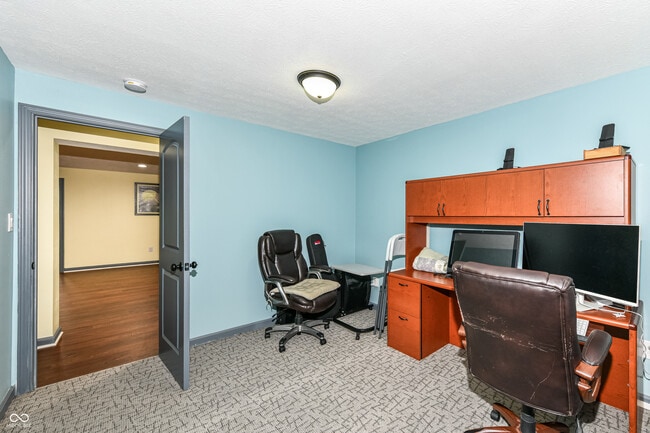 Building Photo - 12226 Eddington Place