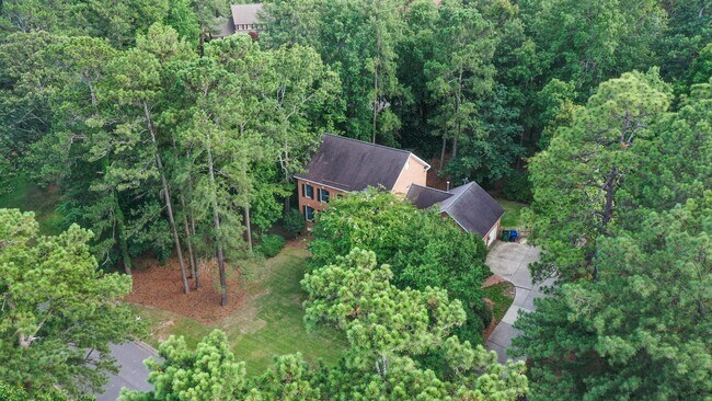 Building Photo - 126 Hemlock Dr