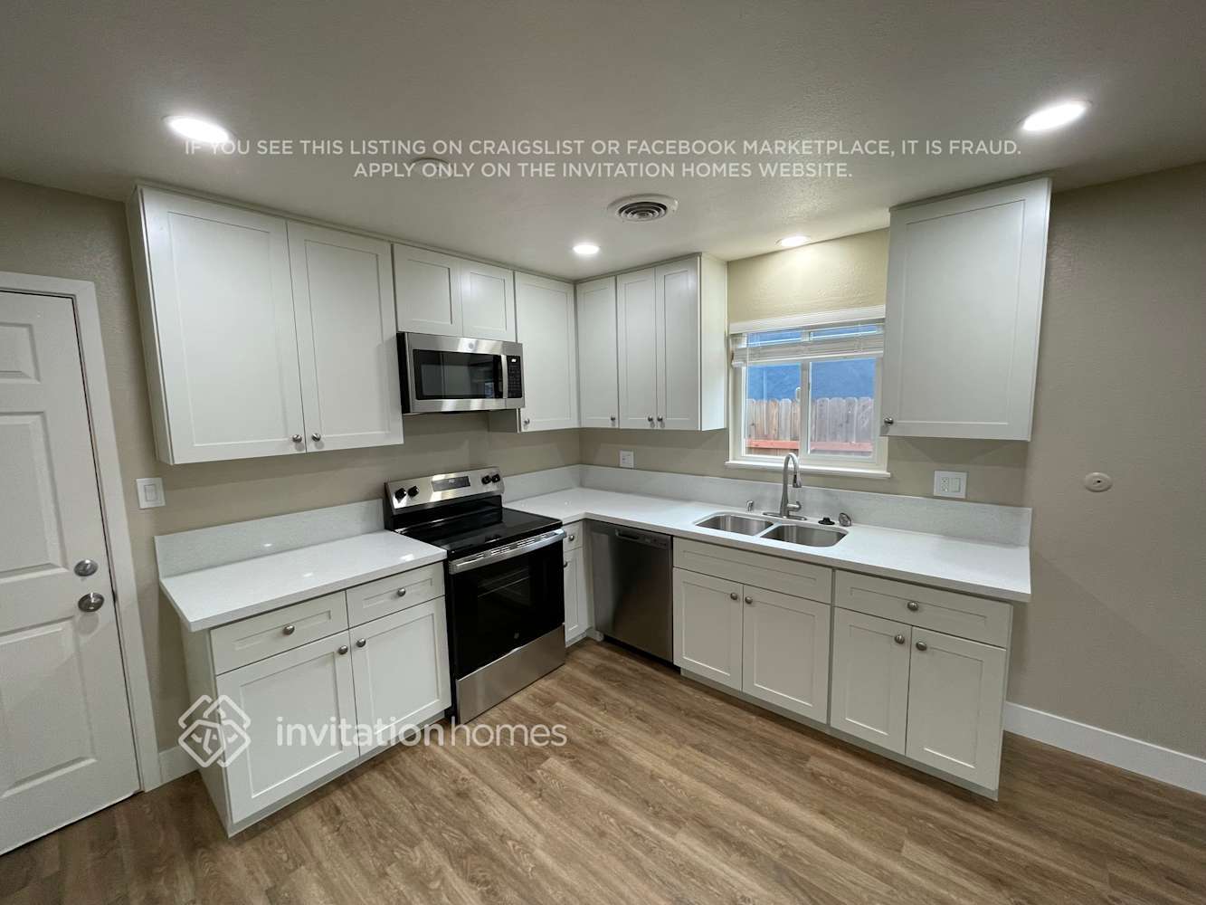 Building Photo - 2332 Zinfandel Dr